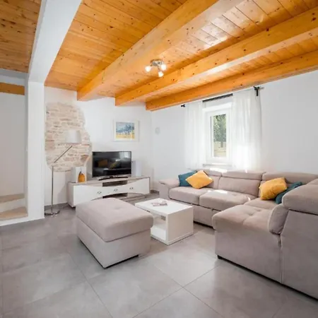 Prestige Azinetti With Pool - Three Bedroom *