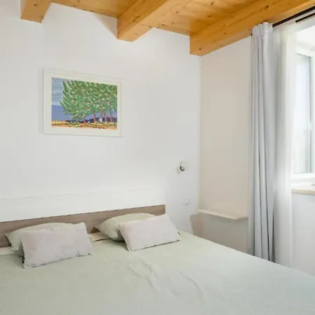 Prestige Azinetti With Pool - Three Bedroom